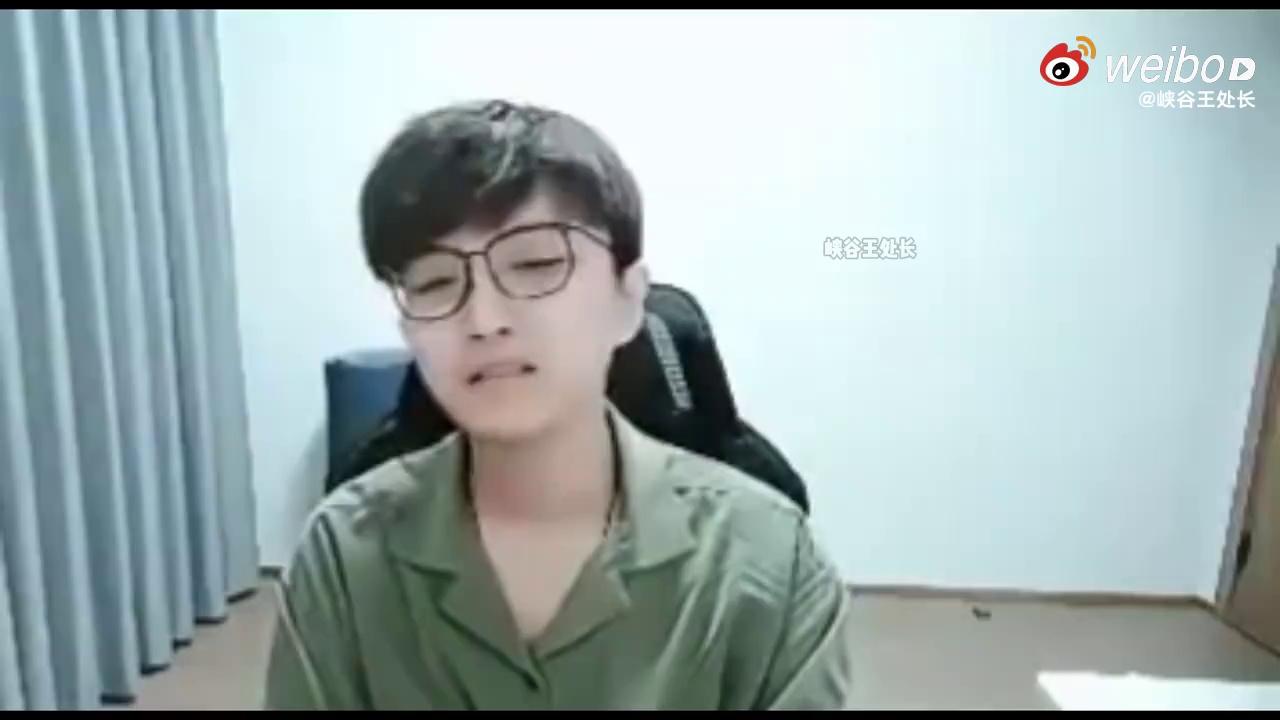 video-poster