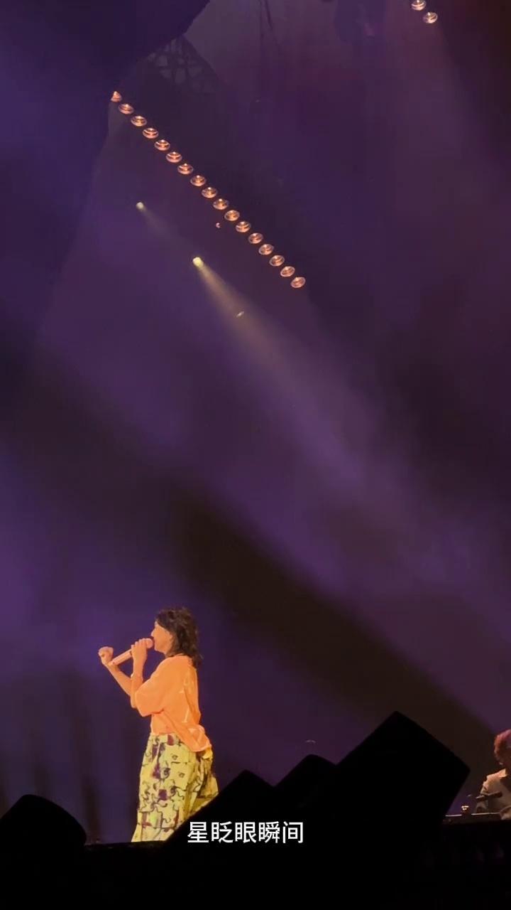 video-poster