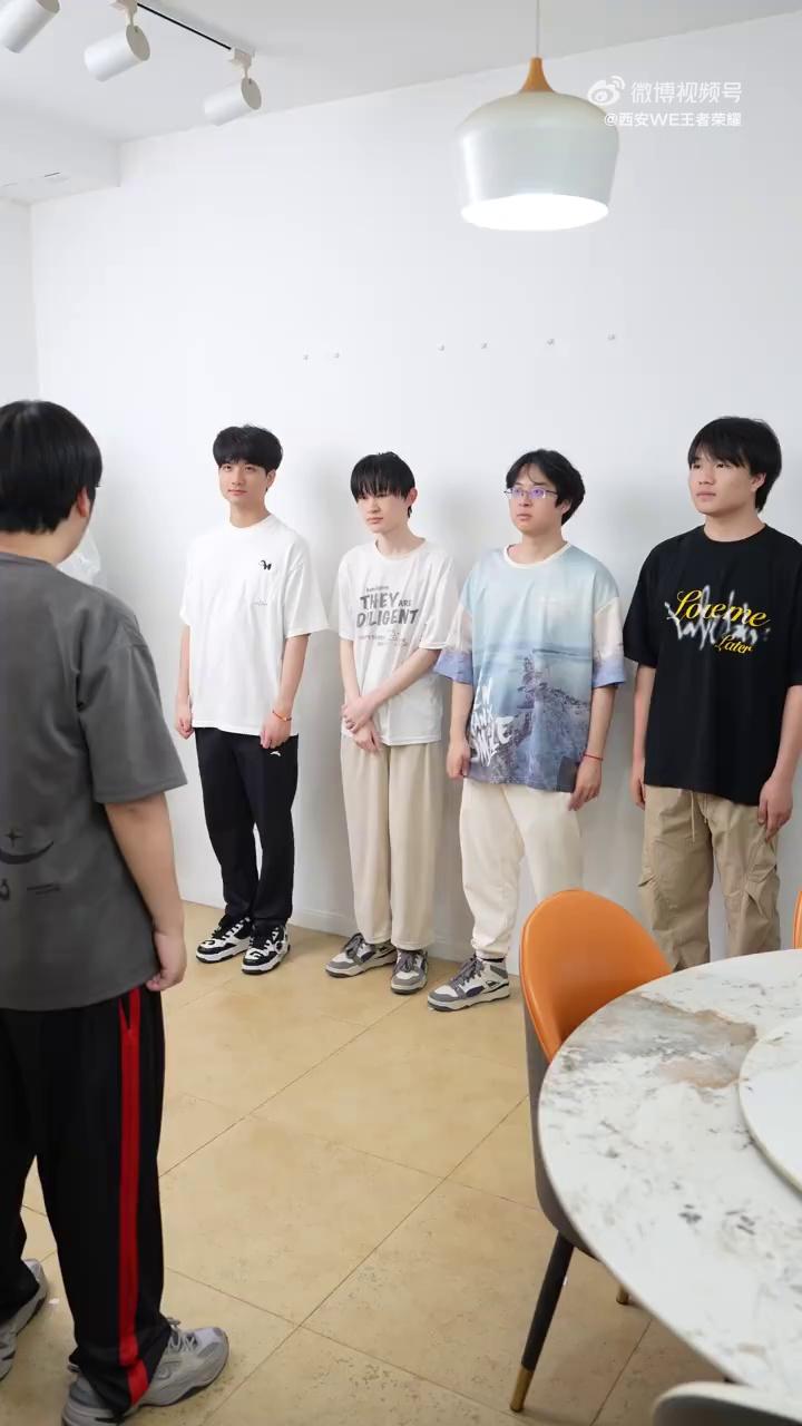 video-poster