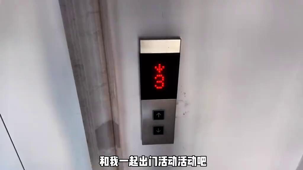 video-poster