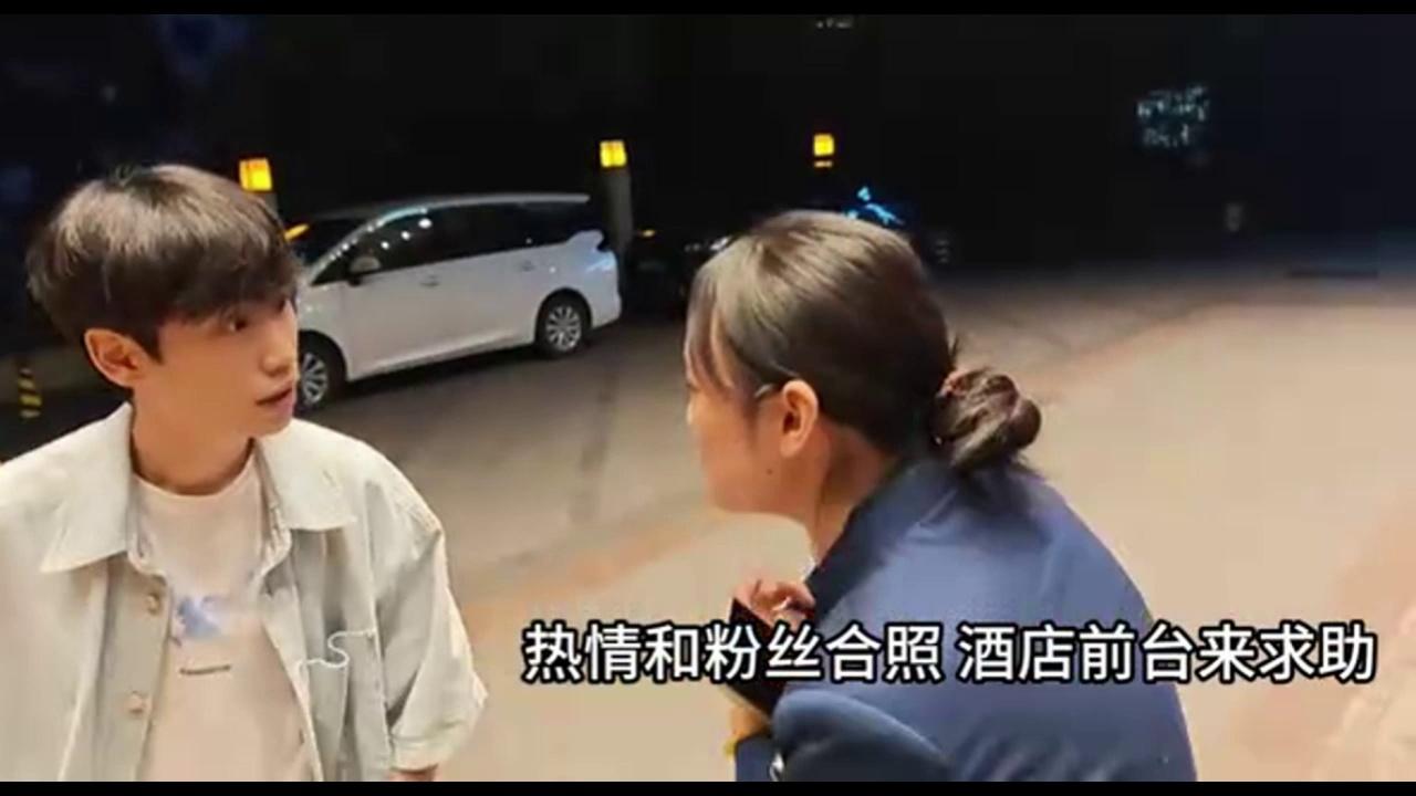 video-poster
