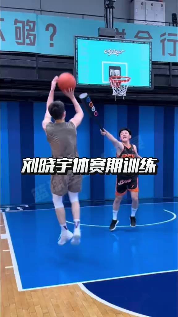 video-poster