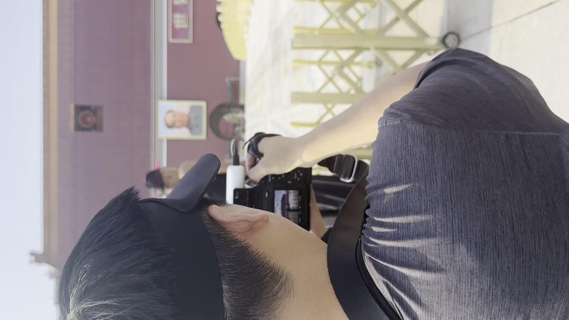 video-poster