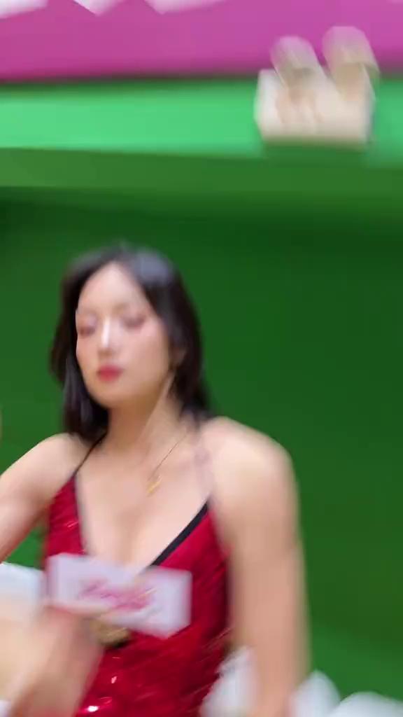 video-poster