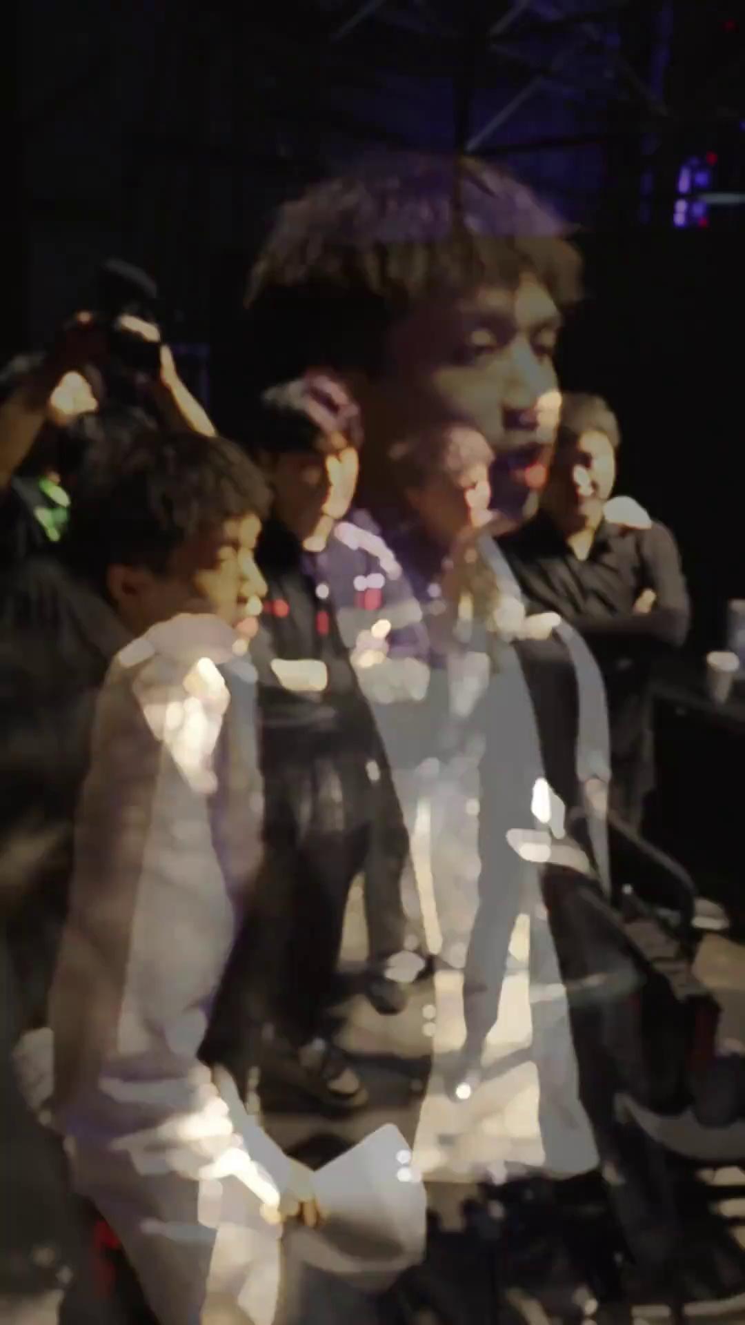 video-poster