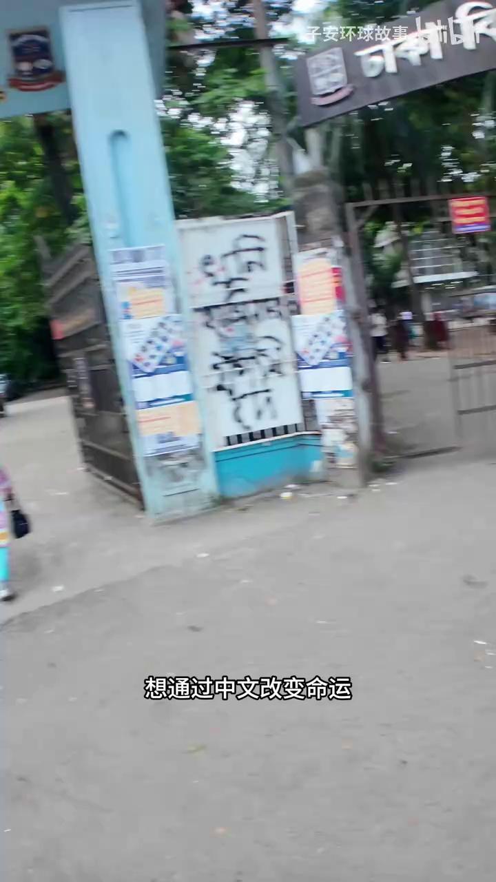 video-poster