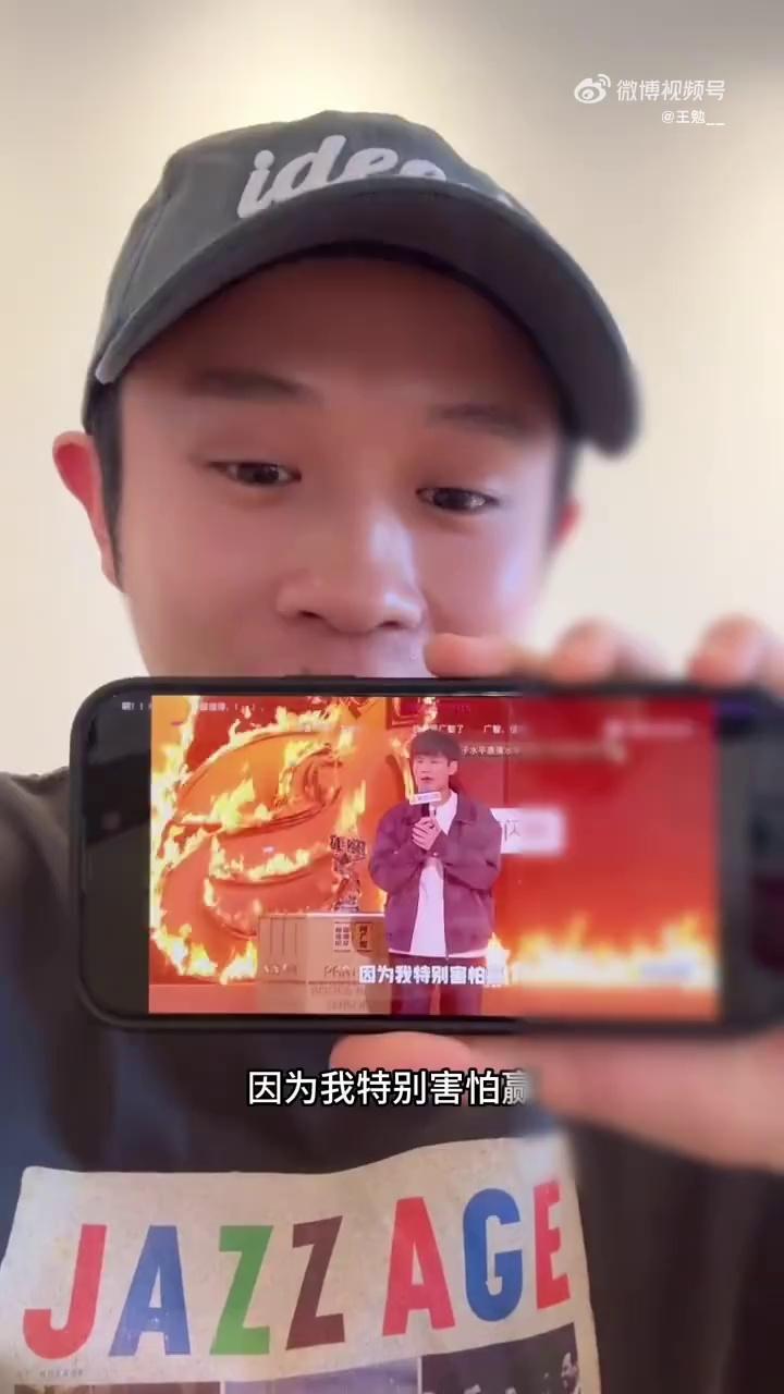 video-poster
