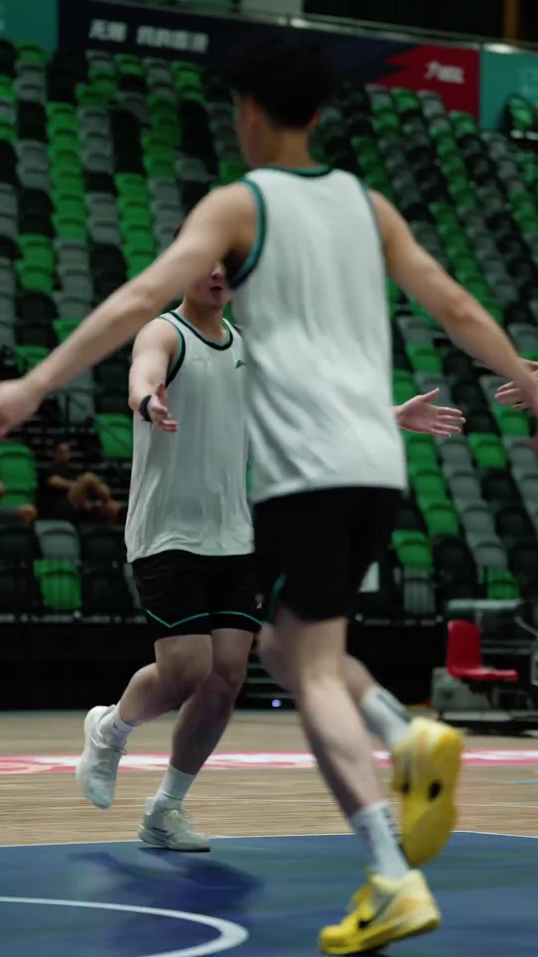 video-poster