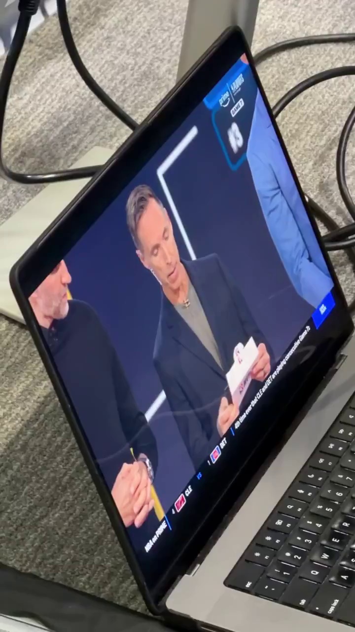 video-poster