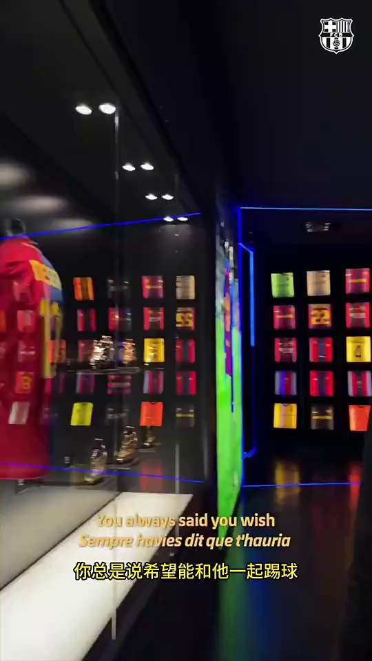 video-poster