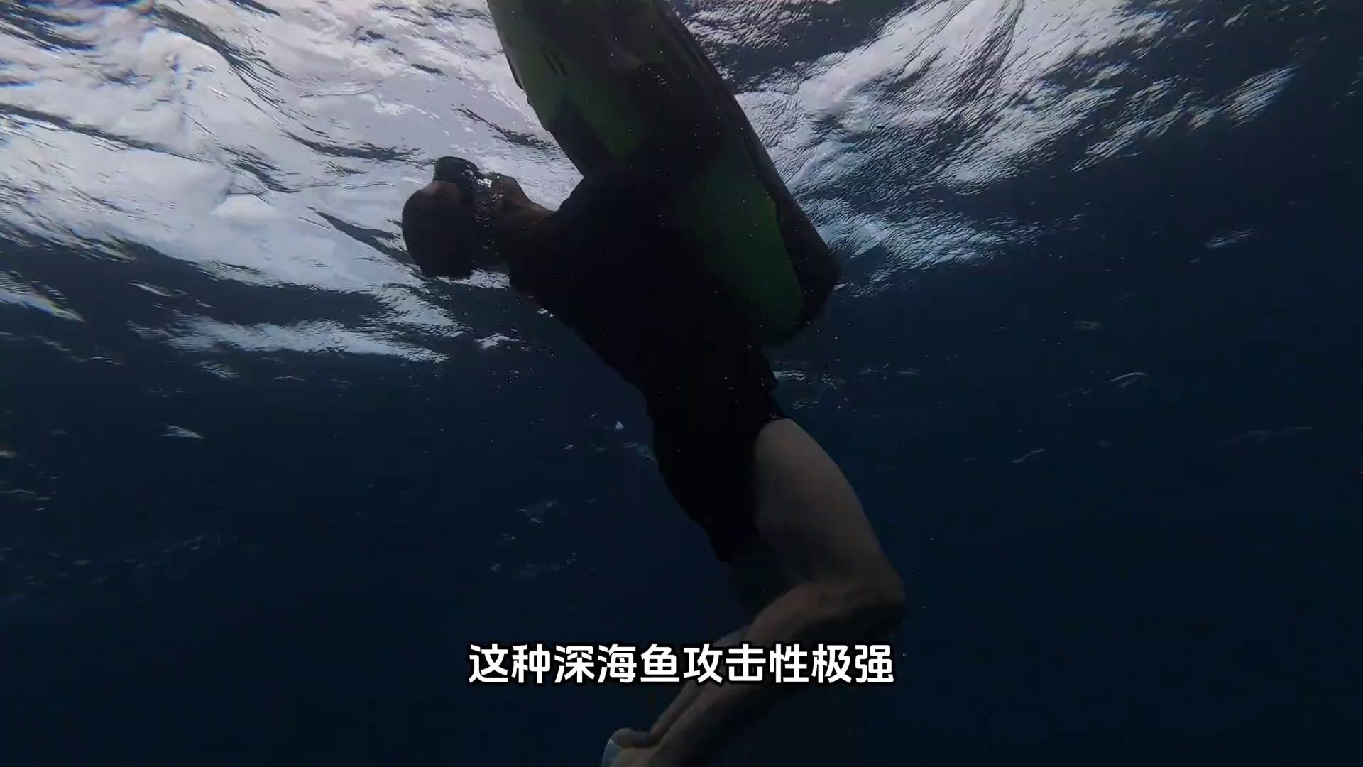 video-poster