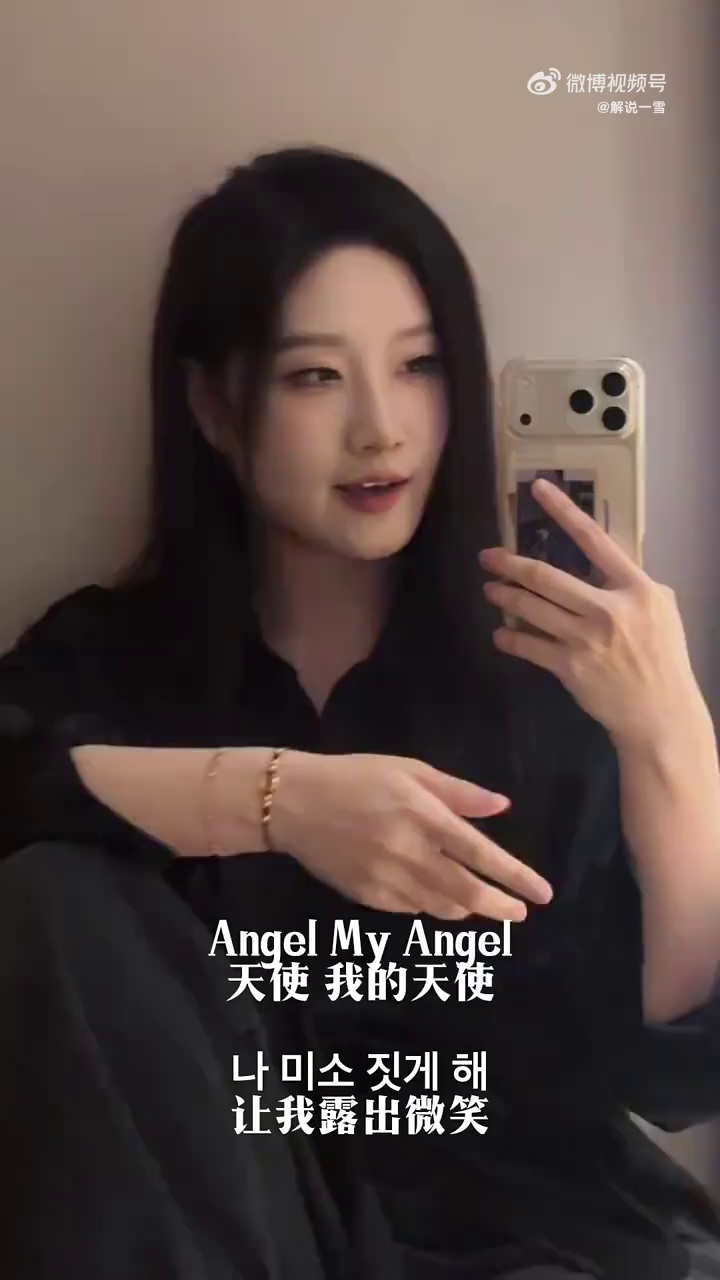 video-poster
