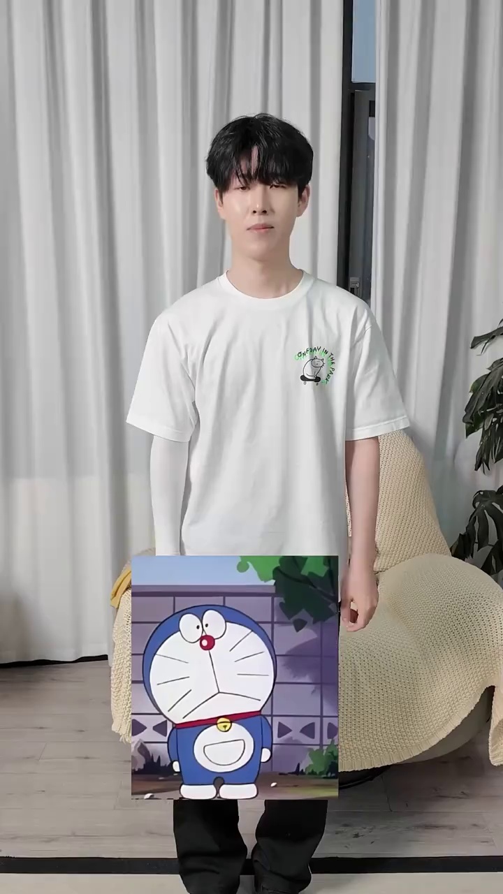 video-poster