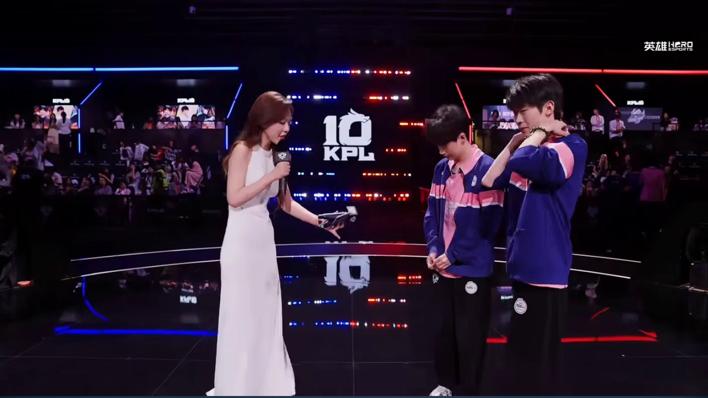 video-poster