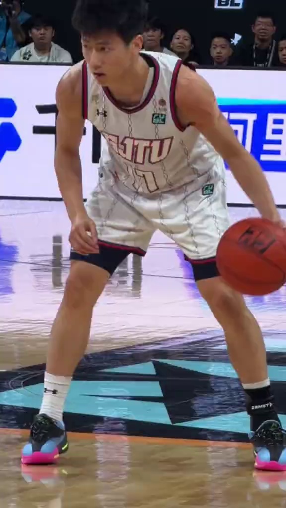 video-poster