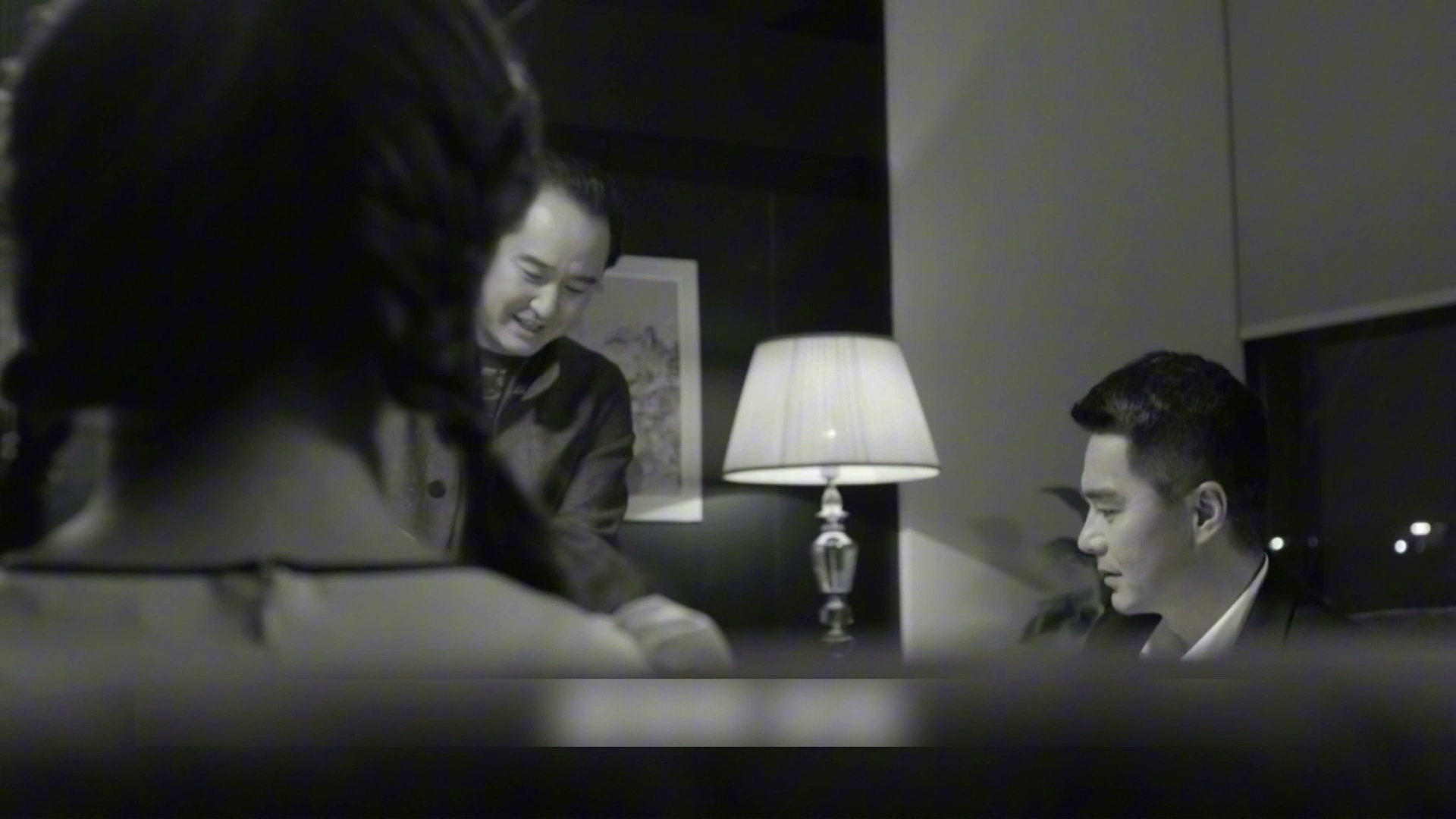 video-poster