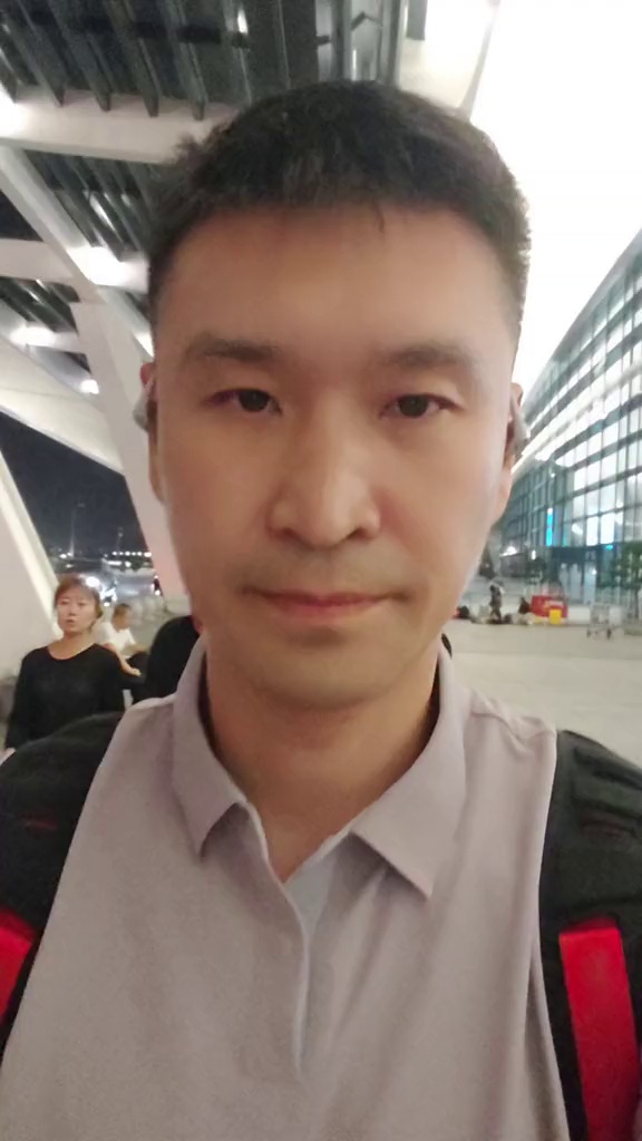 video-poster