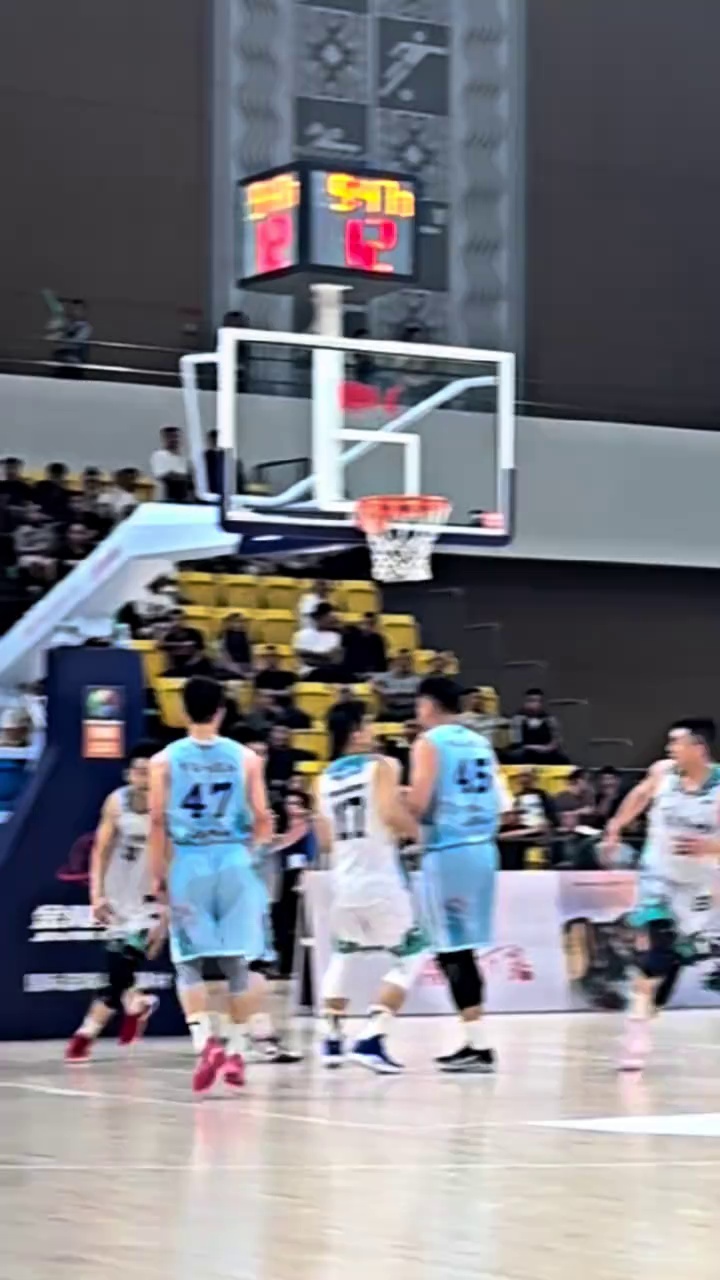 video-poster