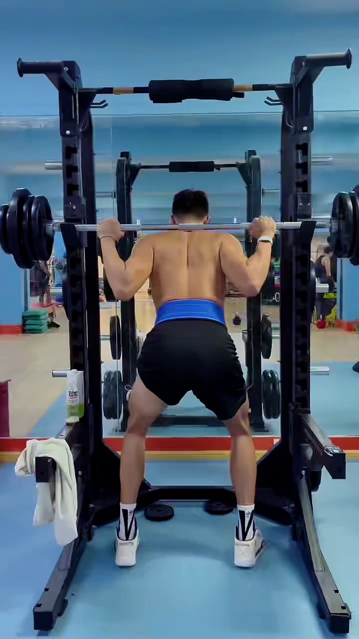 video-poster