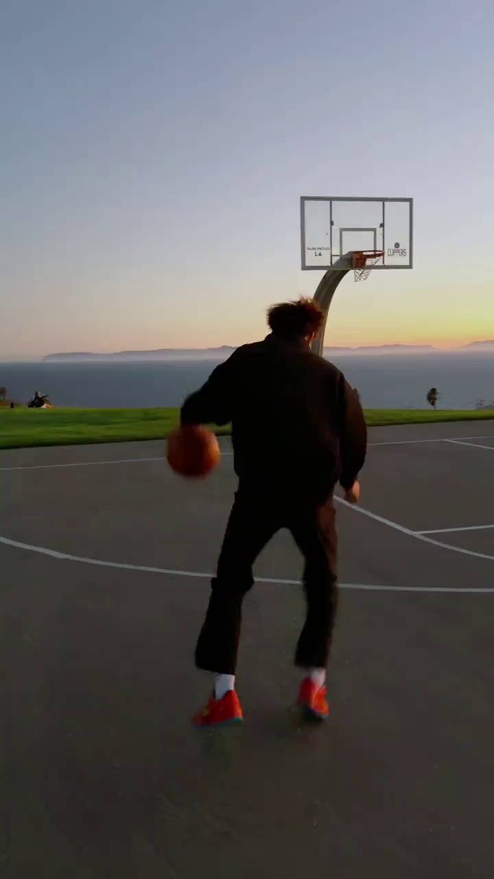 video-poster