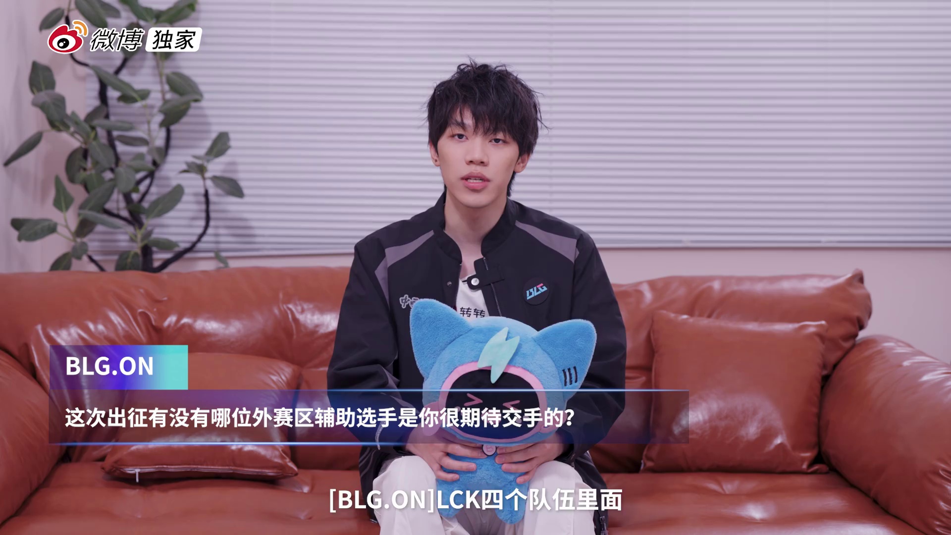 video-poster