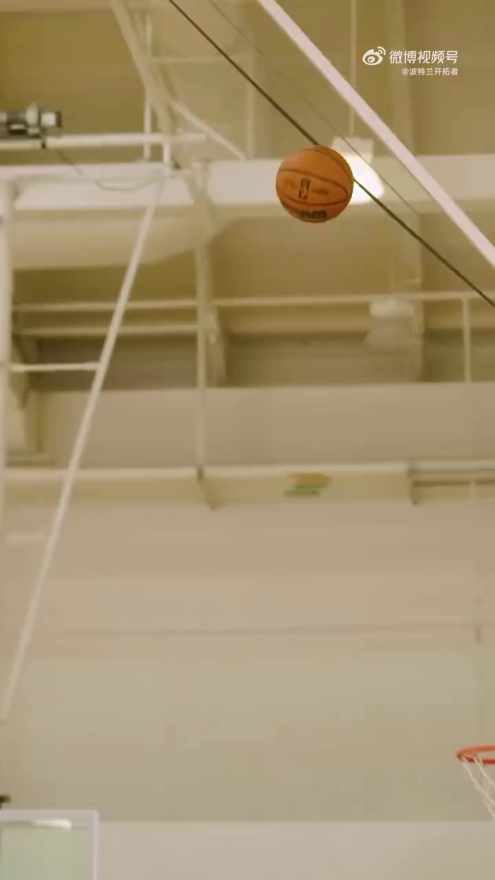 video-poster