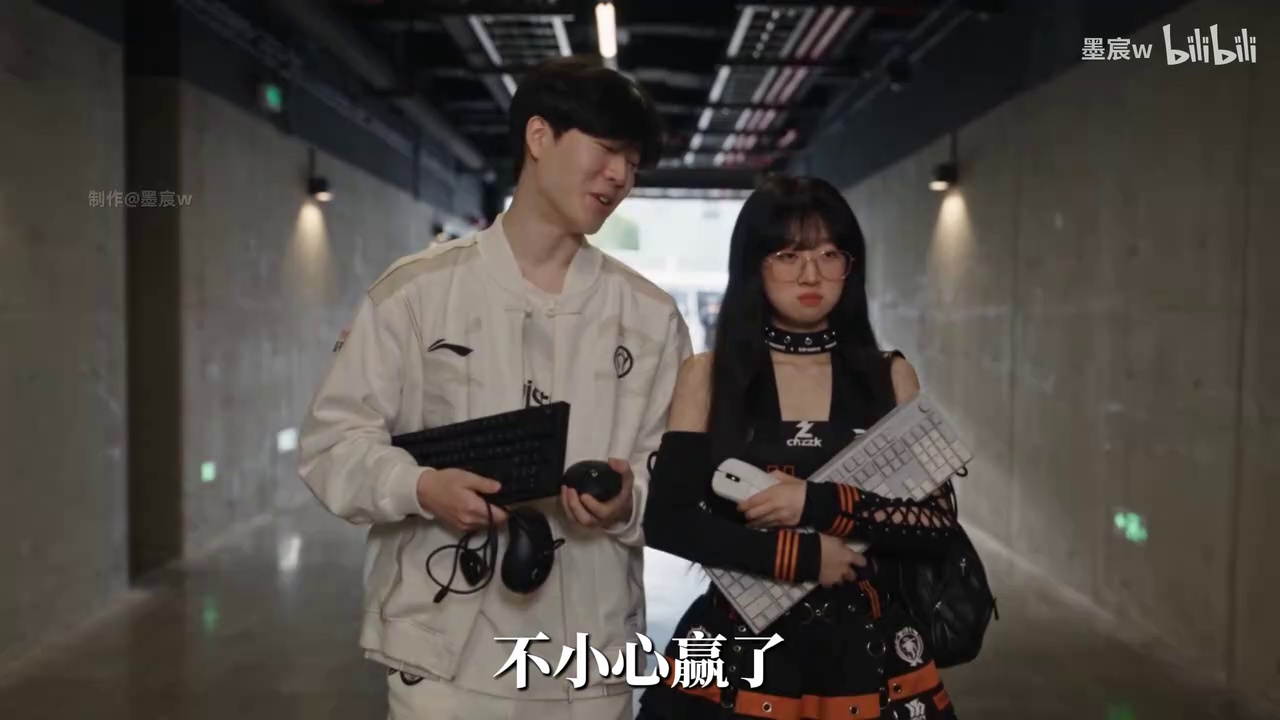 video-poster