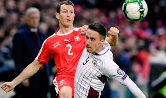 [阅兵32强]瑞士:攻防平衡欲突破,赛程艰险不乐