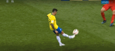 德布劳内世界波奥古斯托破门难救主,比利时2-1巴西晋级半决赛