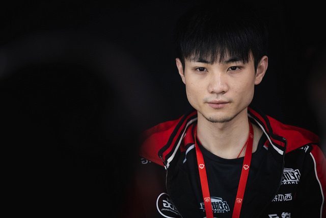 LPL春季赛3月20日首发:Haro归来对阵Metoer,