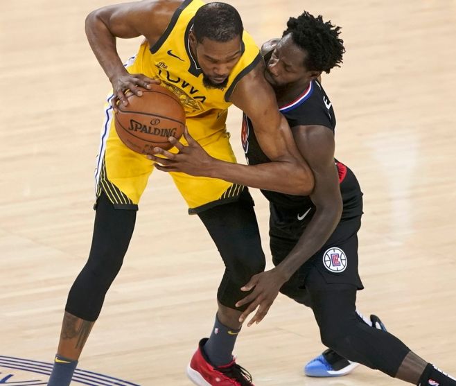 勇士VS快船G2:向里弗斯致敬…不走比赛可以