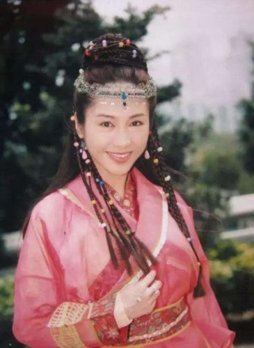 01版倚天屠龙记:张无忌足疗赵敏!zt