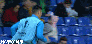 GIF 2.4M