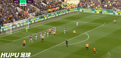 脚头硬！内维斯加盟至今为狼队轰入14球，11球在禁区外