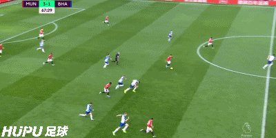 GIF：进完球就吐饼，拉什福德推空门打偏