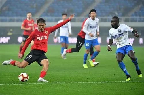 年轻的深圳佳兆业被天津泰达上了一课 中国足球 虎扑社区