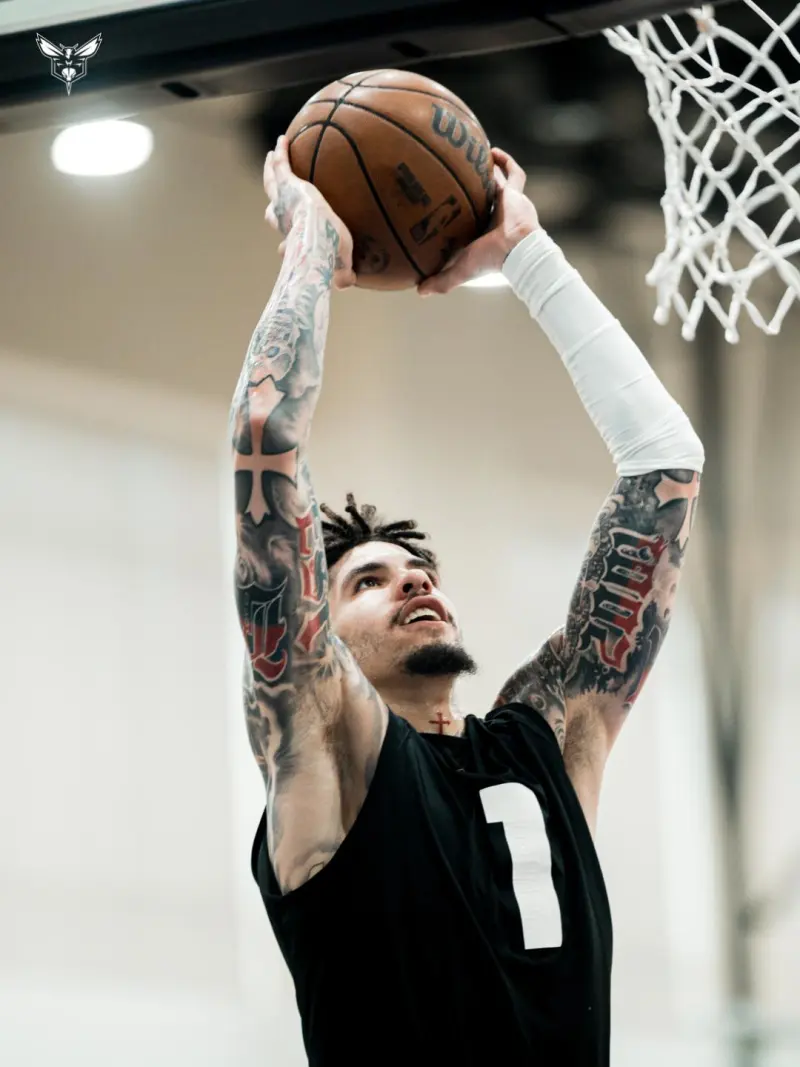 19日早報(bào)：杜蘭特左小腿拉傷 韋德力挺費(fèi)茲戴爾