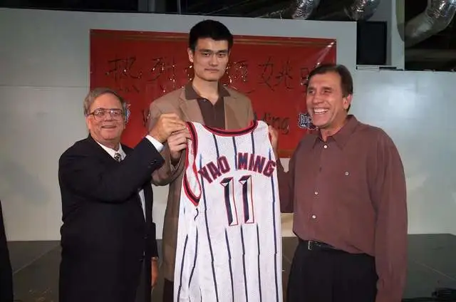 一场试训几乎锁定NBA状元！姚明的NBA试训之旅