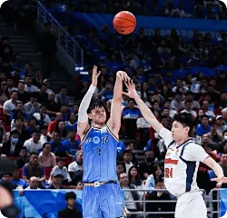 北京赛季三杀对手抢占晋级先机，广东回到主场能否扳平？