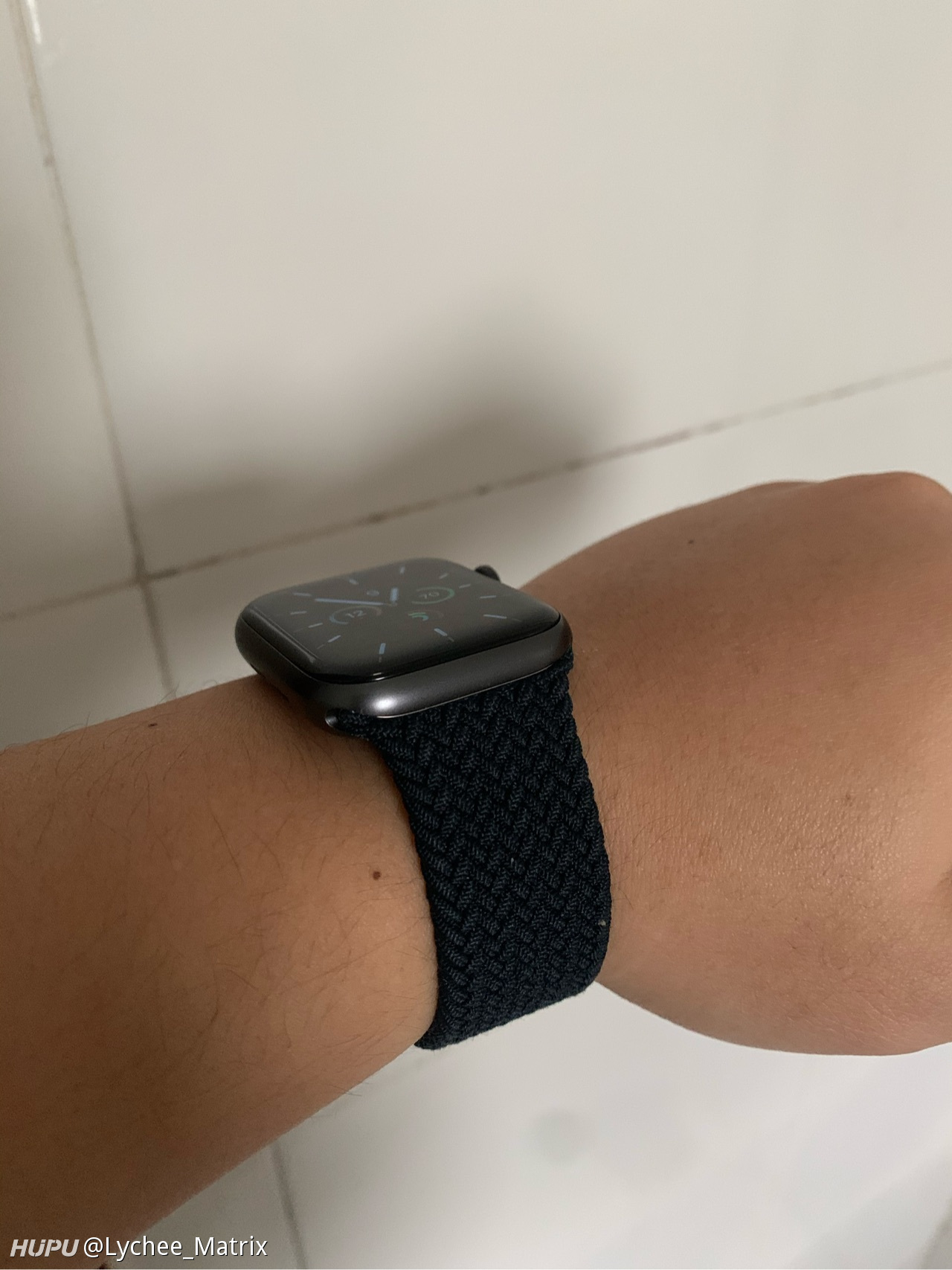Apple Watch 单圈编织表带的问题 虎扑