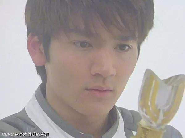 大家觉得奥特曼演员和假面骑士演员 哪边颜值高一点 虎扑
