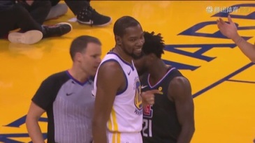 [流言板]杜兰特与贝弗利连吃两次技术犯规,双双