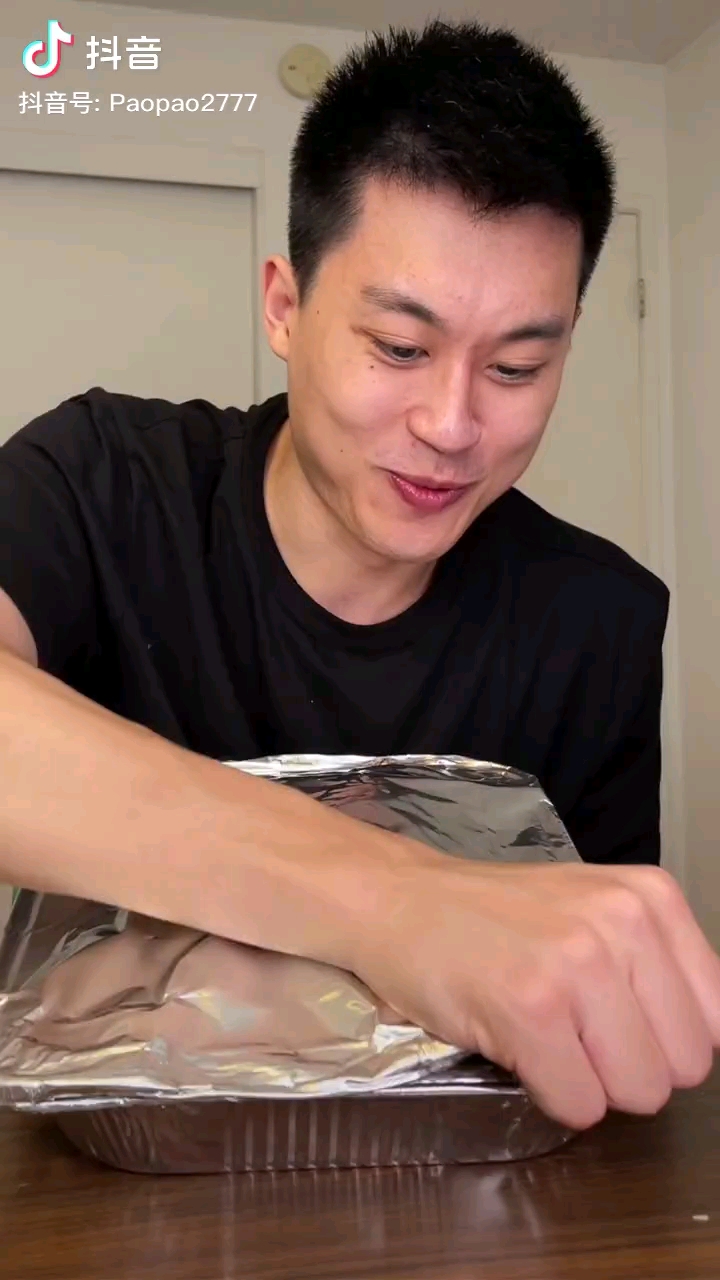 video-poster