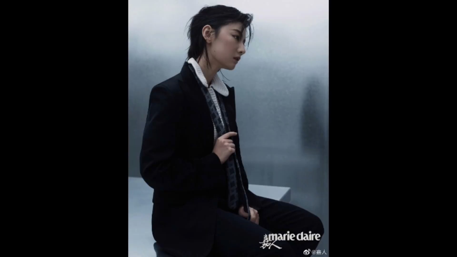 video-poster