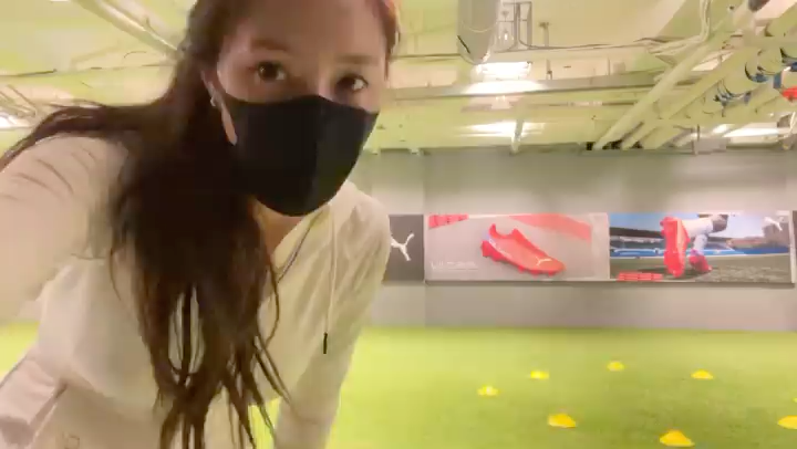 video-poster