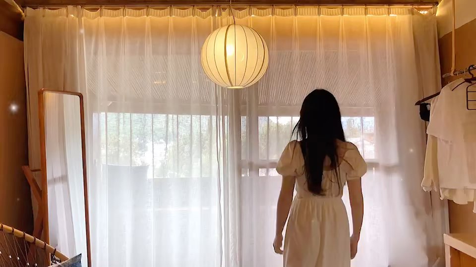video-poster