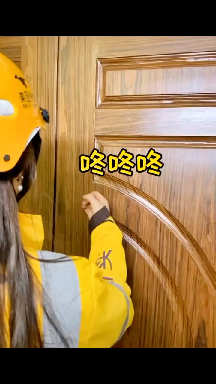 video-poster