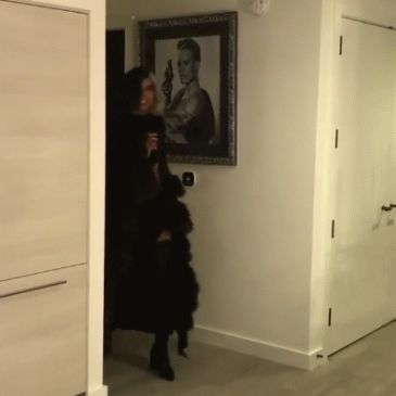 湖人这是什么水平?春晚贾玲穿Takers球衣