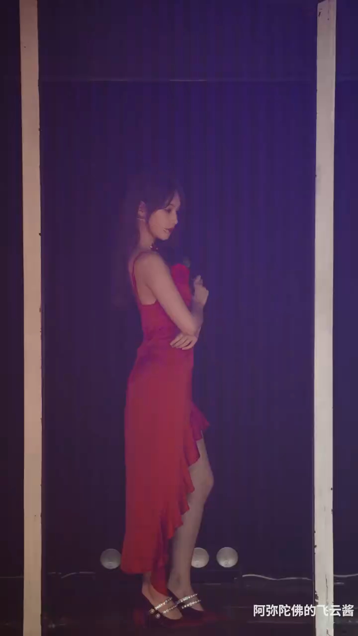 video-poster