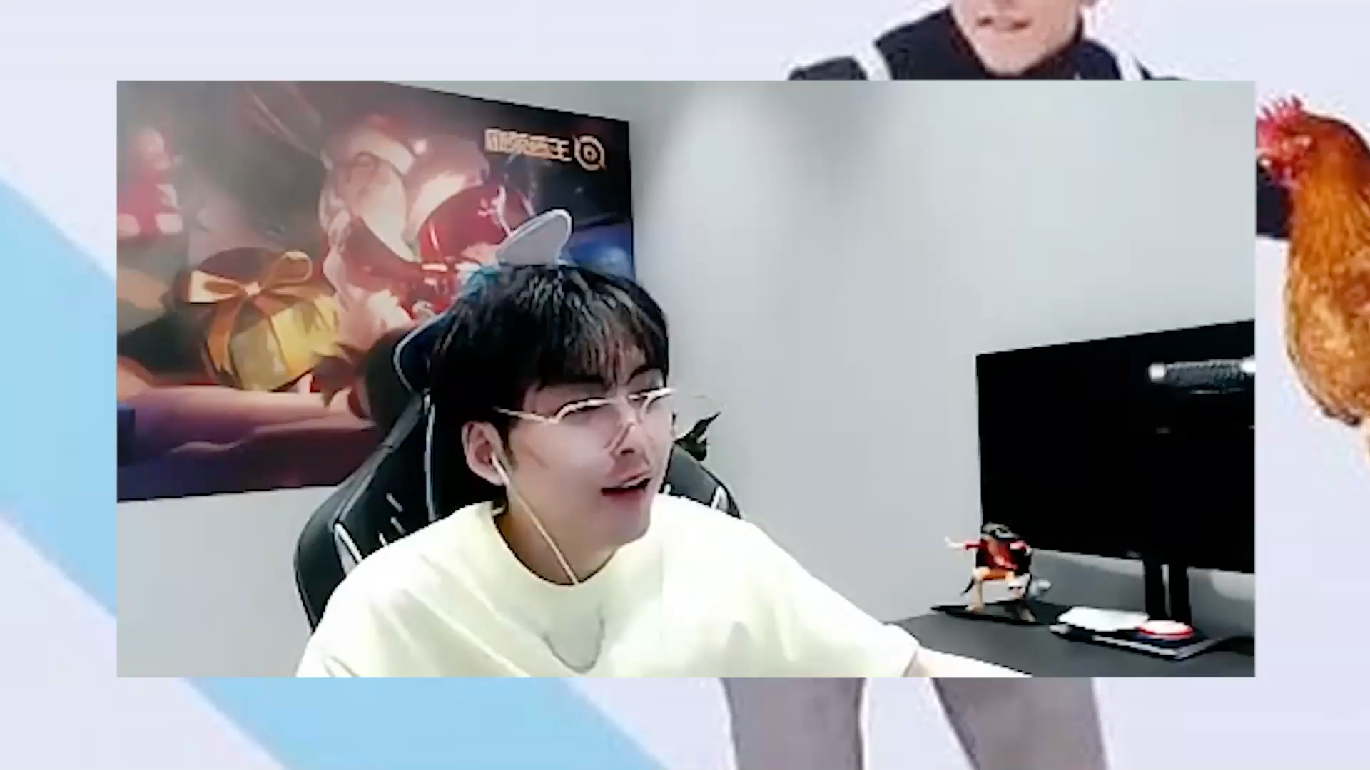 video-poster